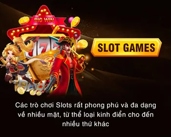 Người chơi trải nghiệm Slot Game trên điện thoại di động